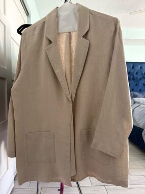 Eileen Fisher Beige Relaxed Notch-Lapel Linen Jacket
